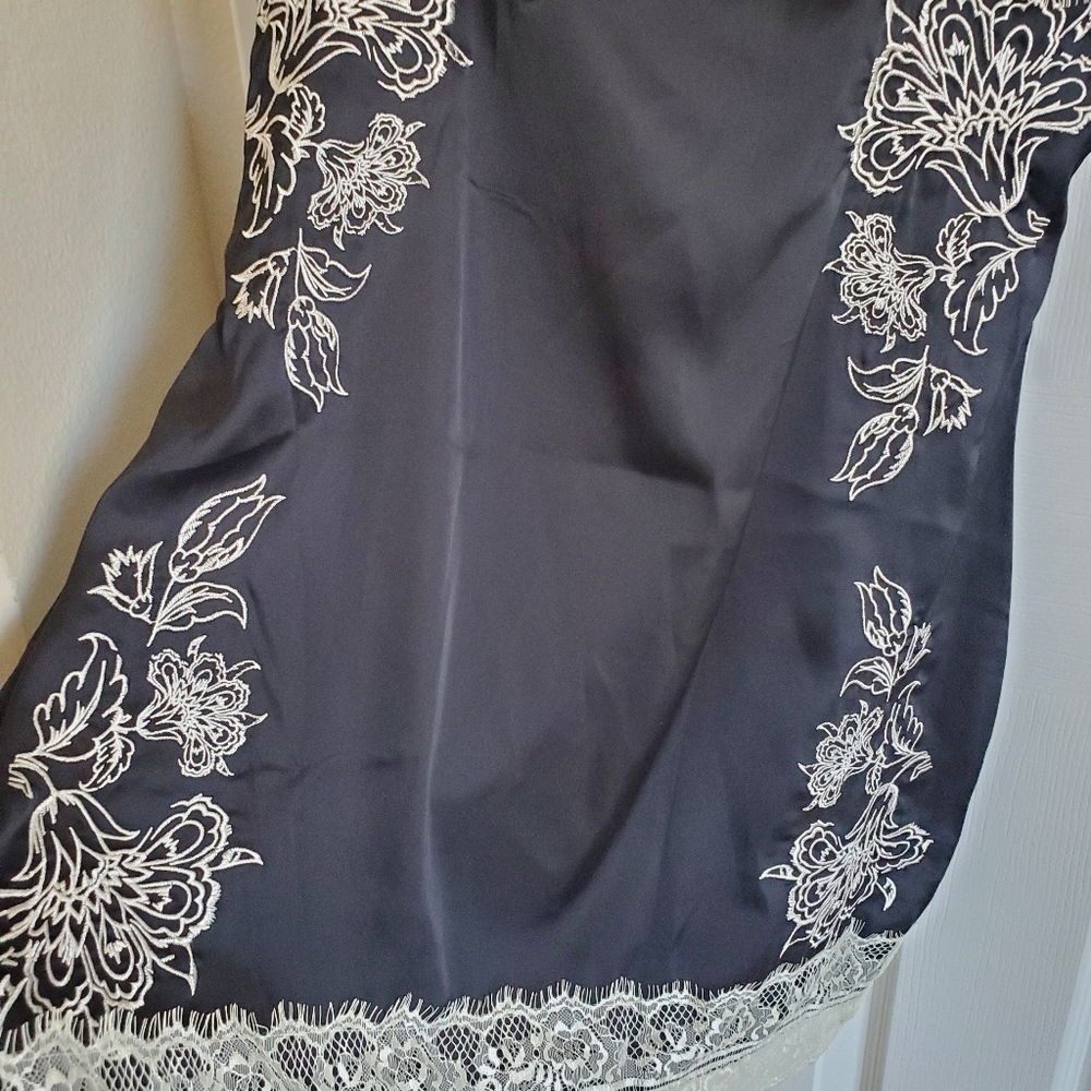 Dolls Kill Widow Black Satin Mini XL - Picture 10 of 12
